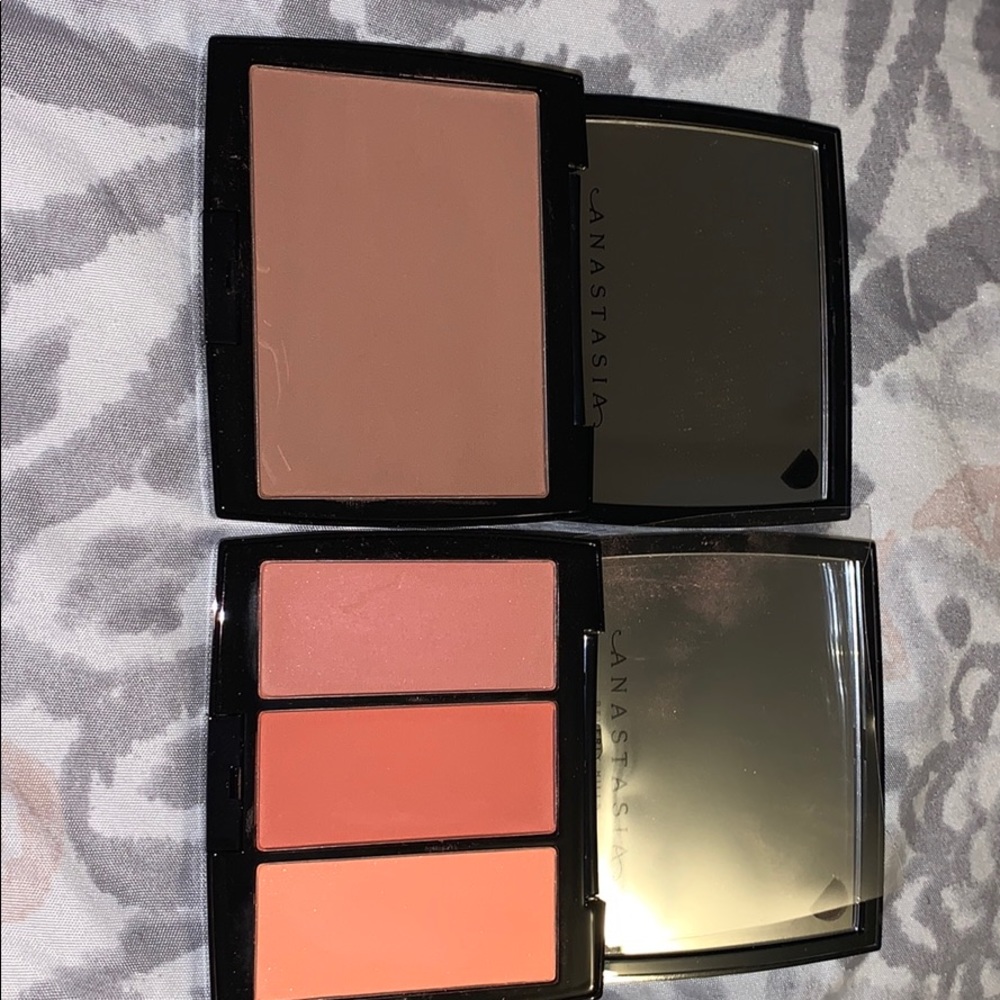 Anstasia bronzer & blush trio
